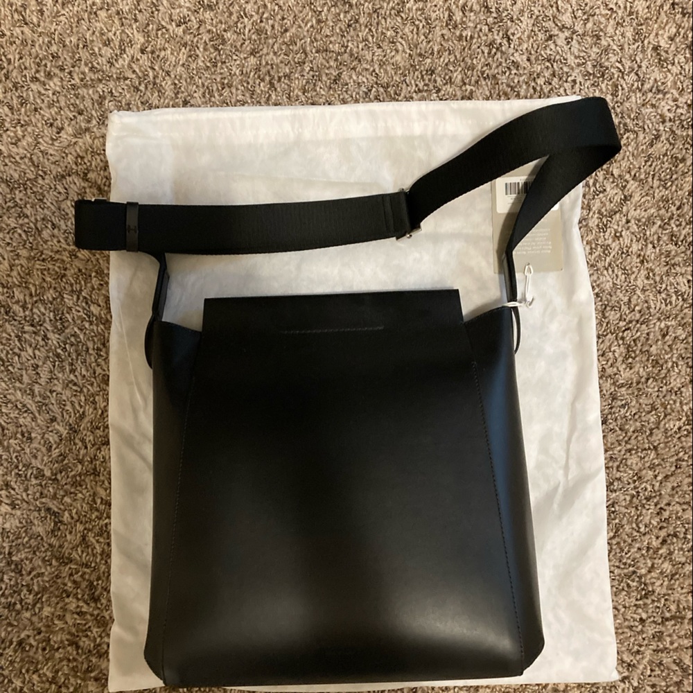 Everlane the Form bag